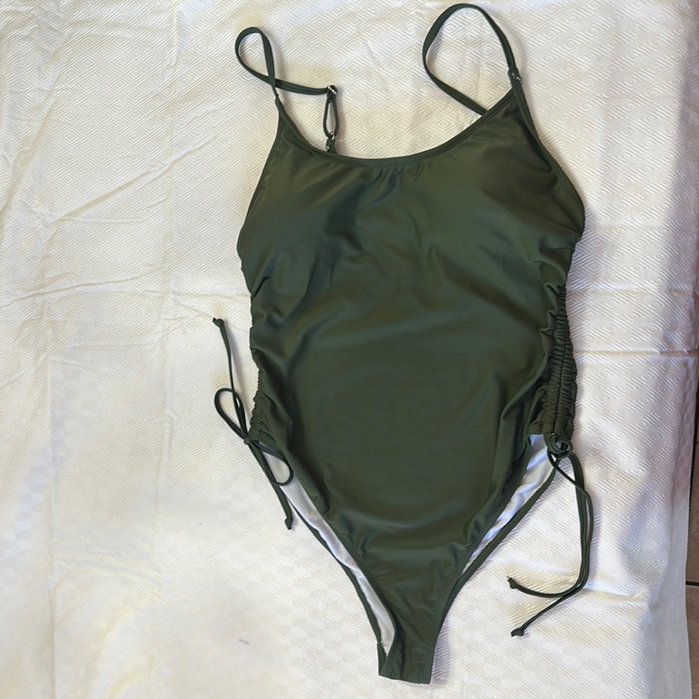 Green One Piece Swimsuit with Adjustable Straps and High Cut